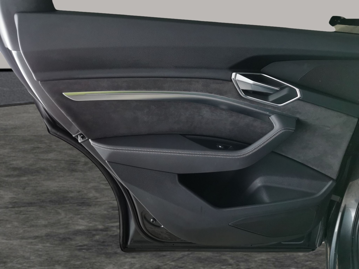 Used Audi e-tron 2020 for sale - 77448081: Photo 35