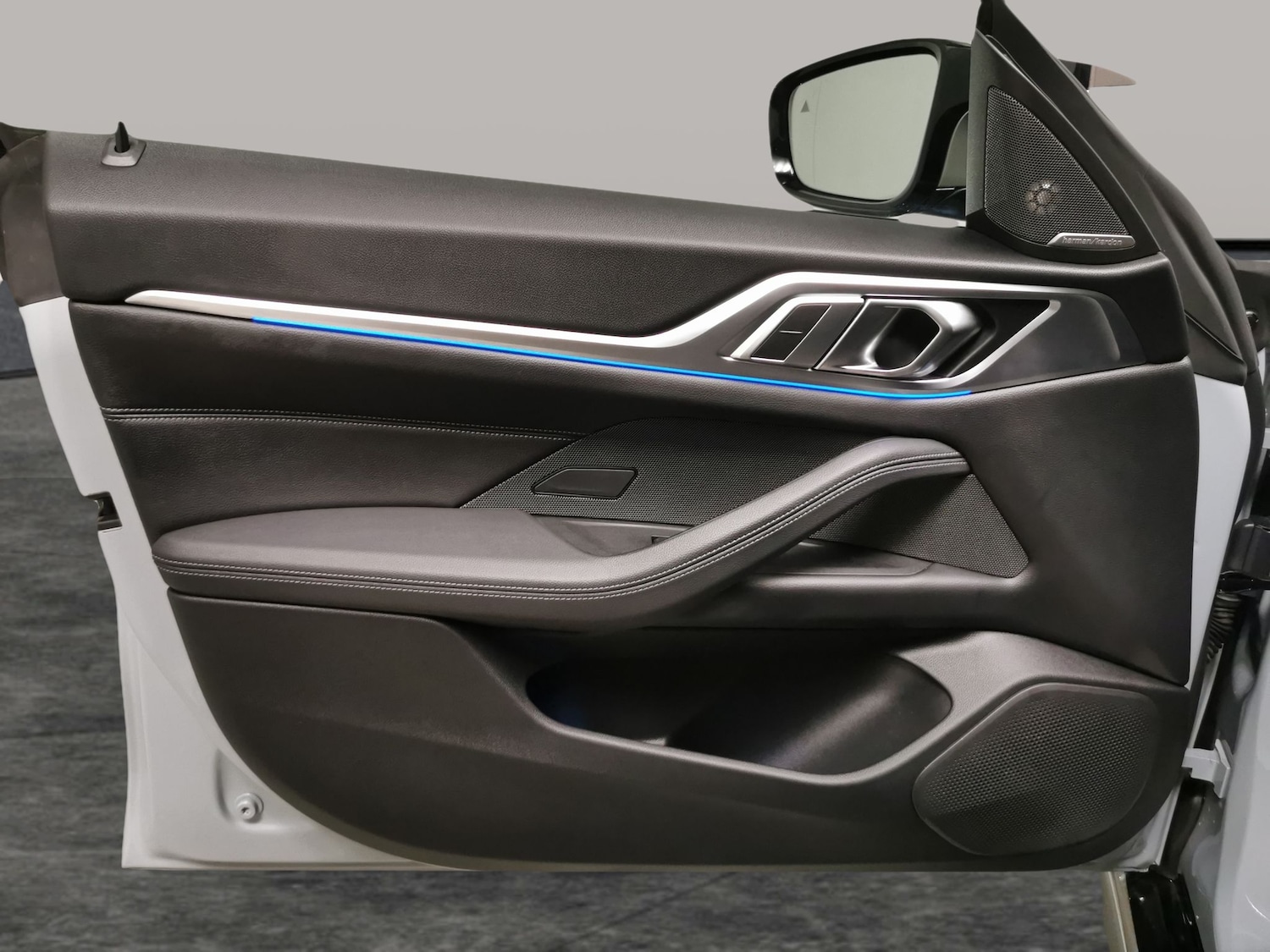 Used BMW i4 2022 for sale - 76384829: Photo 47