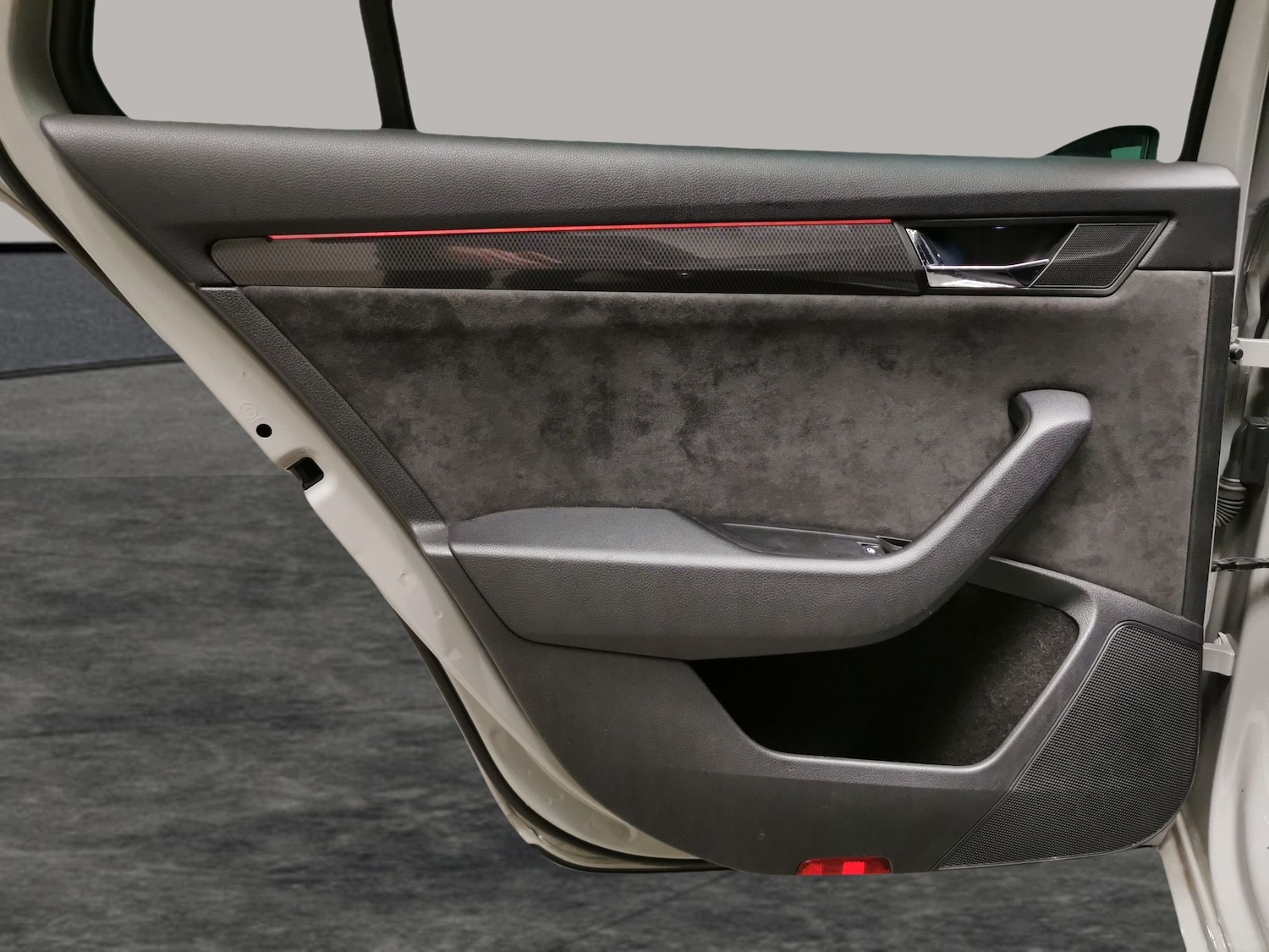 Used Skoda Superb 2019 for sale - 76856900: Photo 26