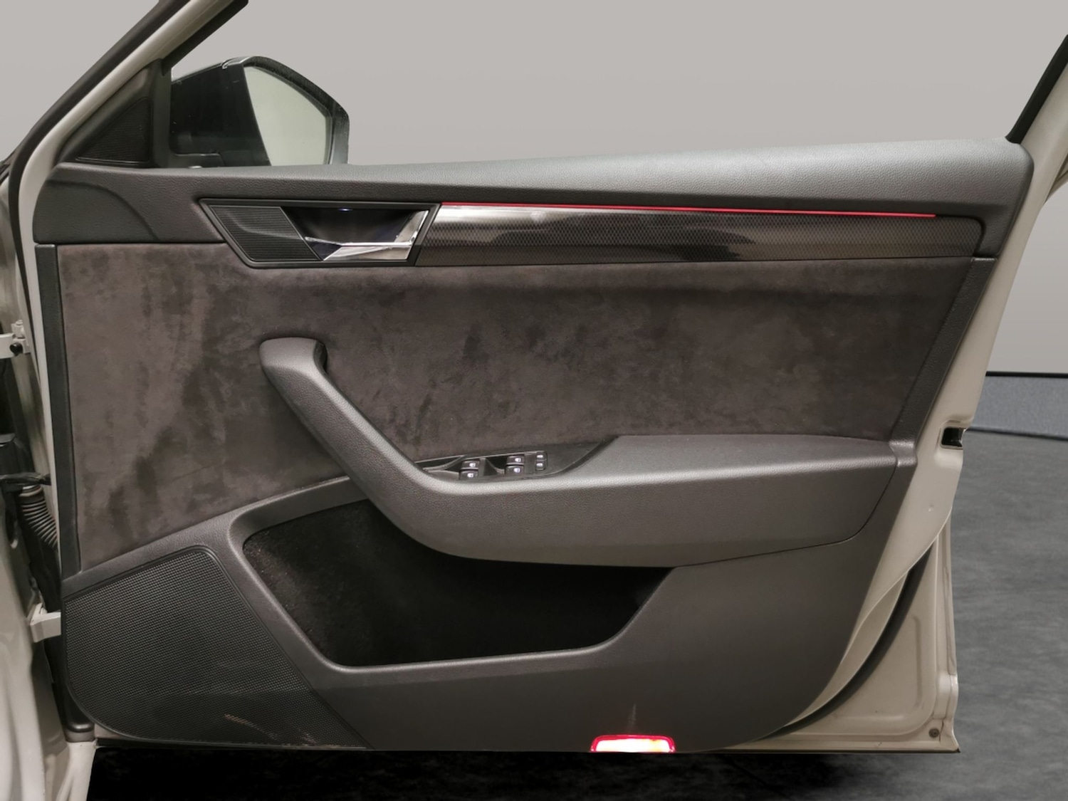 Used Skoda Superb 2019 for sale - 76856900: Photo 28