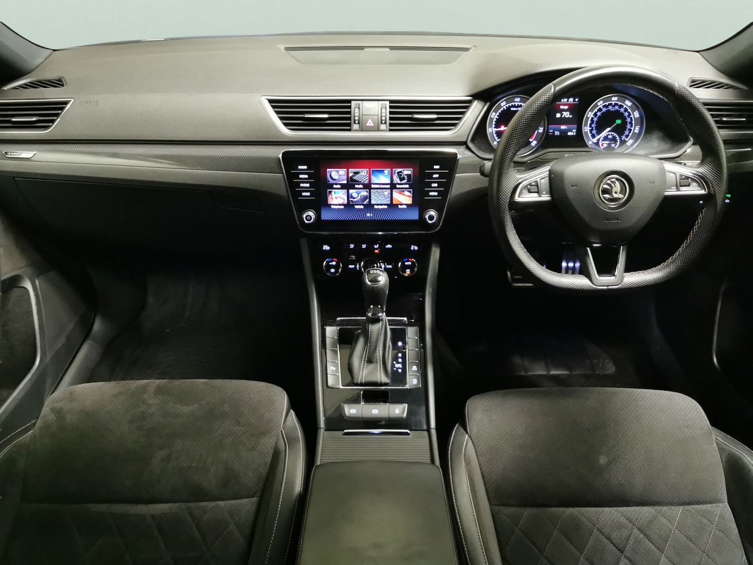 Used Skoda Superb 2019 for sale - 76856900: Photo 7