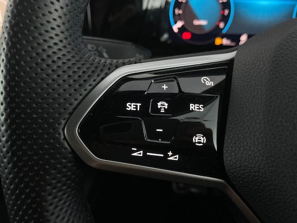 Used Volkswagen Golf 2022 for sale - 76171395: Photo 29