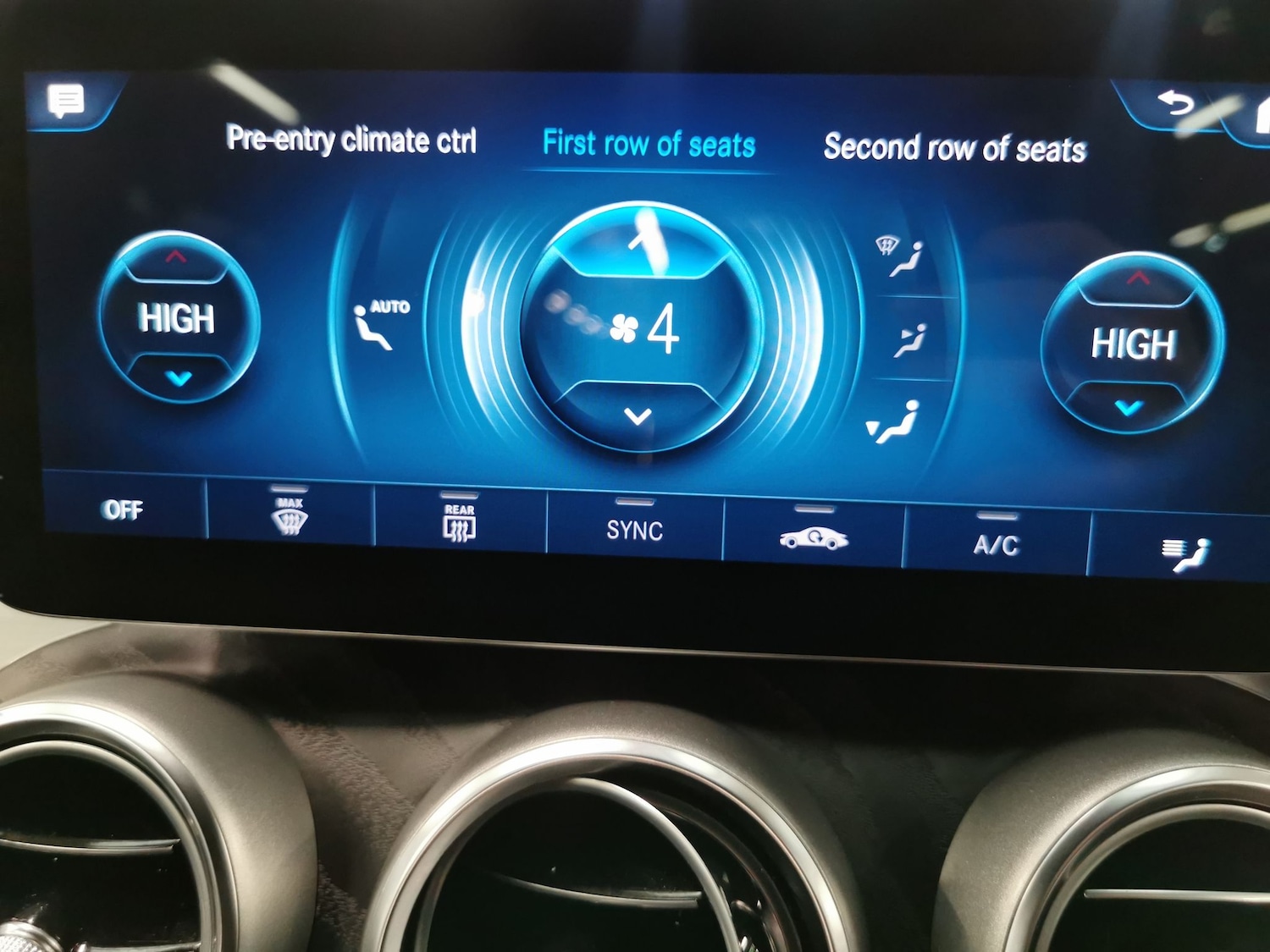 Used Mercedes-Benz GLC 2022 for sale - 77051117: Photo 19