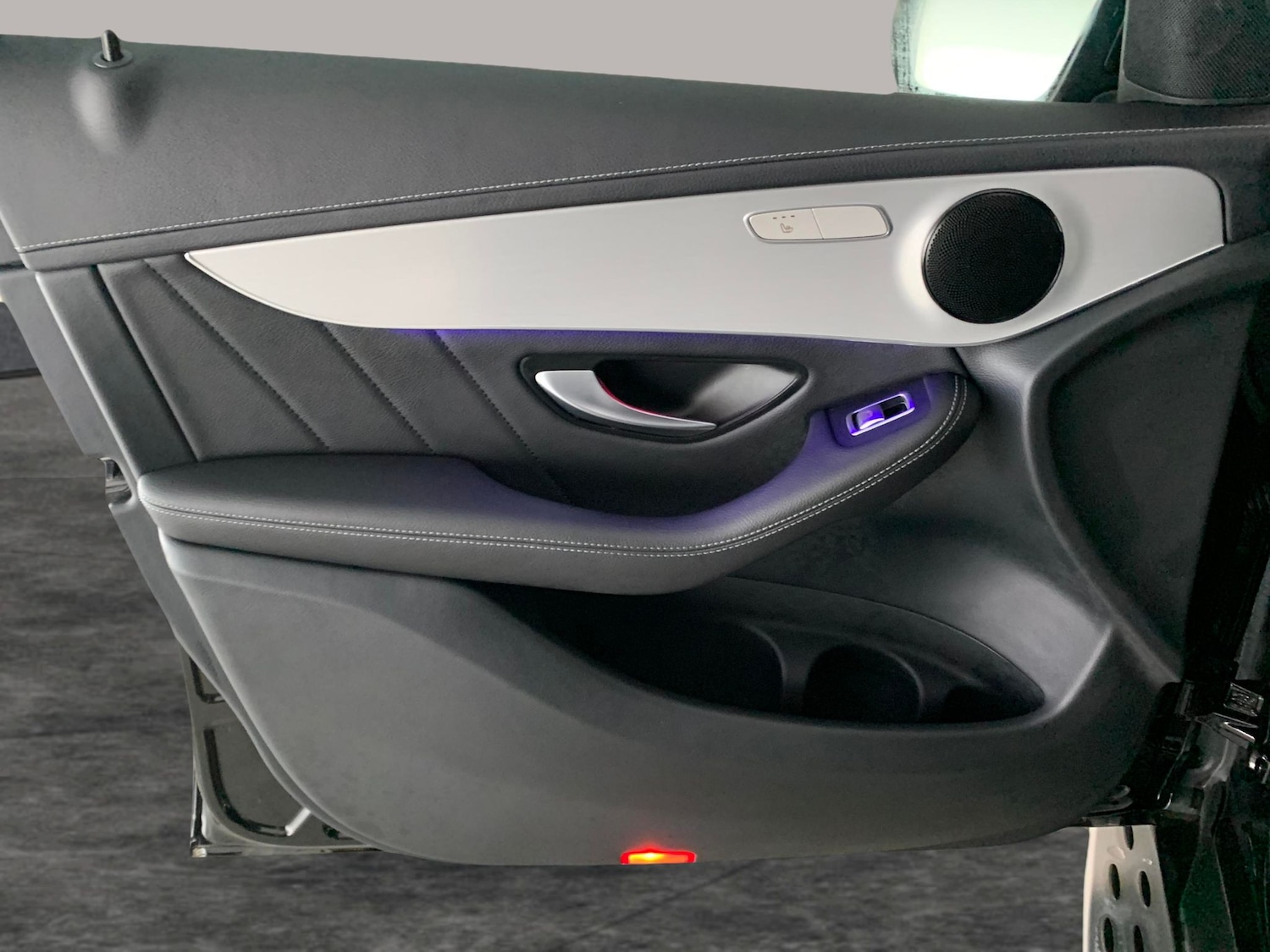 Used Mercedes-Benz GLC 2022 for sale - 77051117: Photo 29