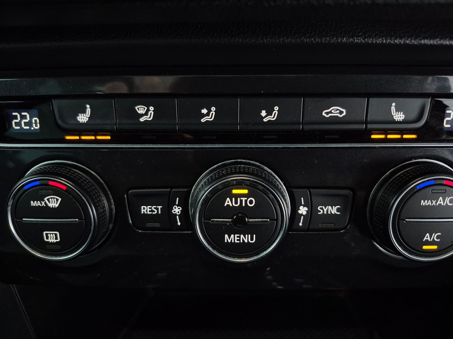 Used Volkswagen Tiguan 2018 for sale - 77984647: Photo 17