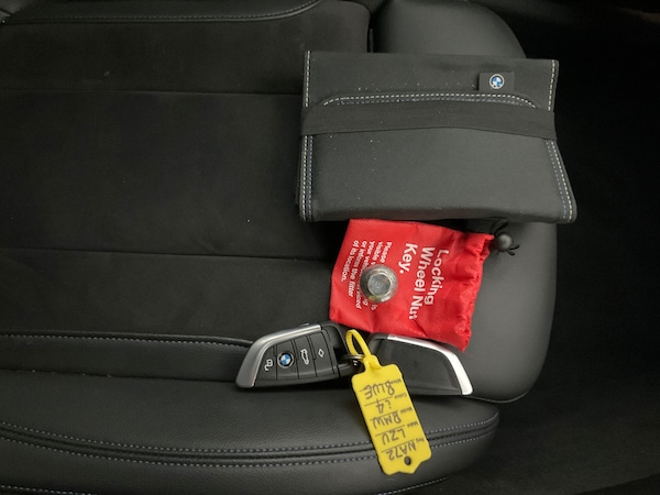 Used BMW i4 2022 for sale - 76279250: Photo 42