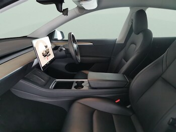 Used Tesla Model Y undefined for sale - 78109923: Photo