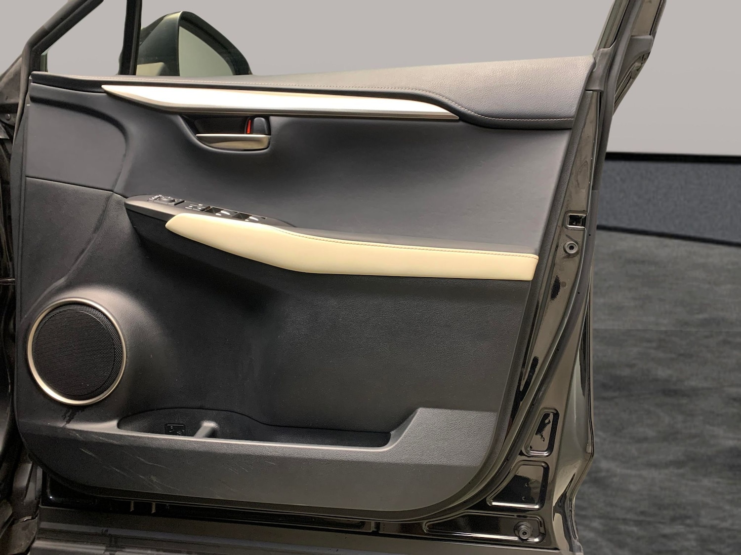 Used Lexus NX 2018 for sale - 77389339: Photo 28