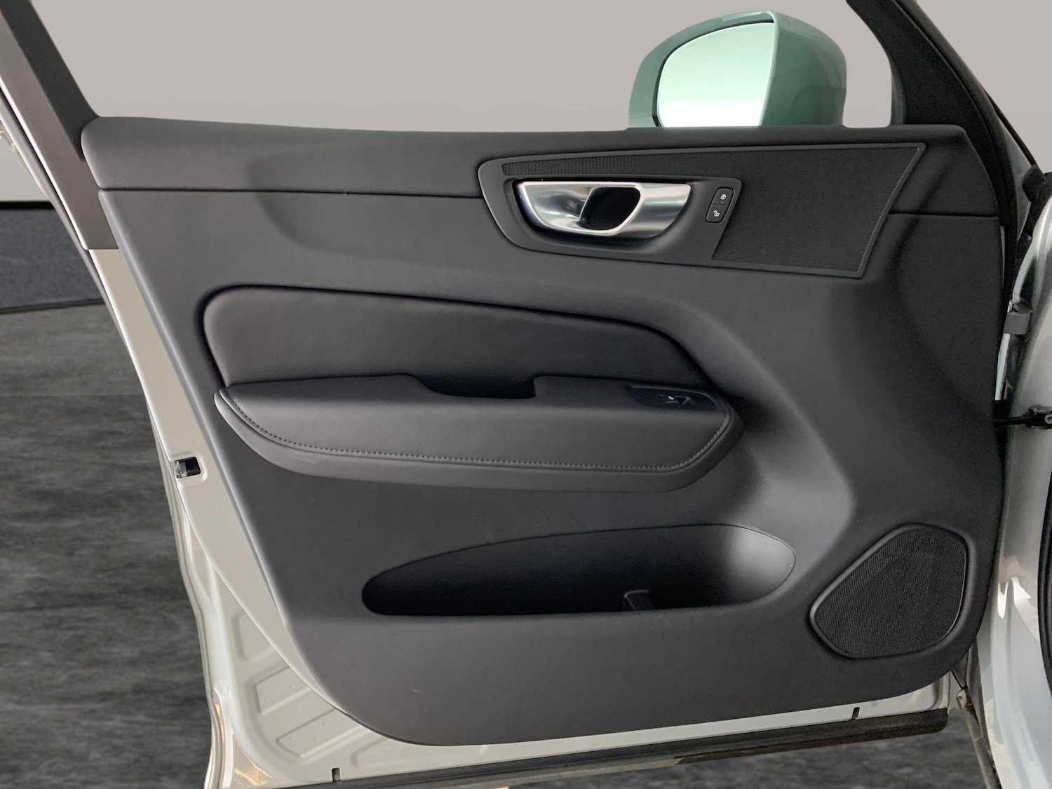 Used Volvo XC60 2024 for sale - 78163609: Photo 31