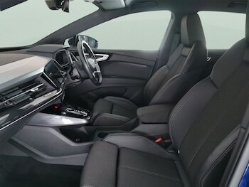 Used Audi Q4 e-tron 2021 for sale - 77340134: Photo