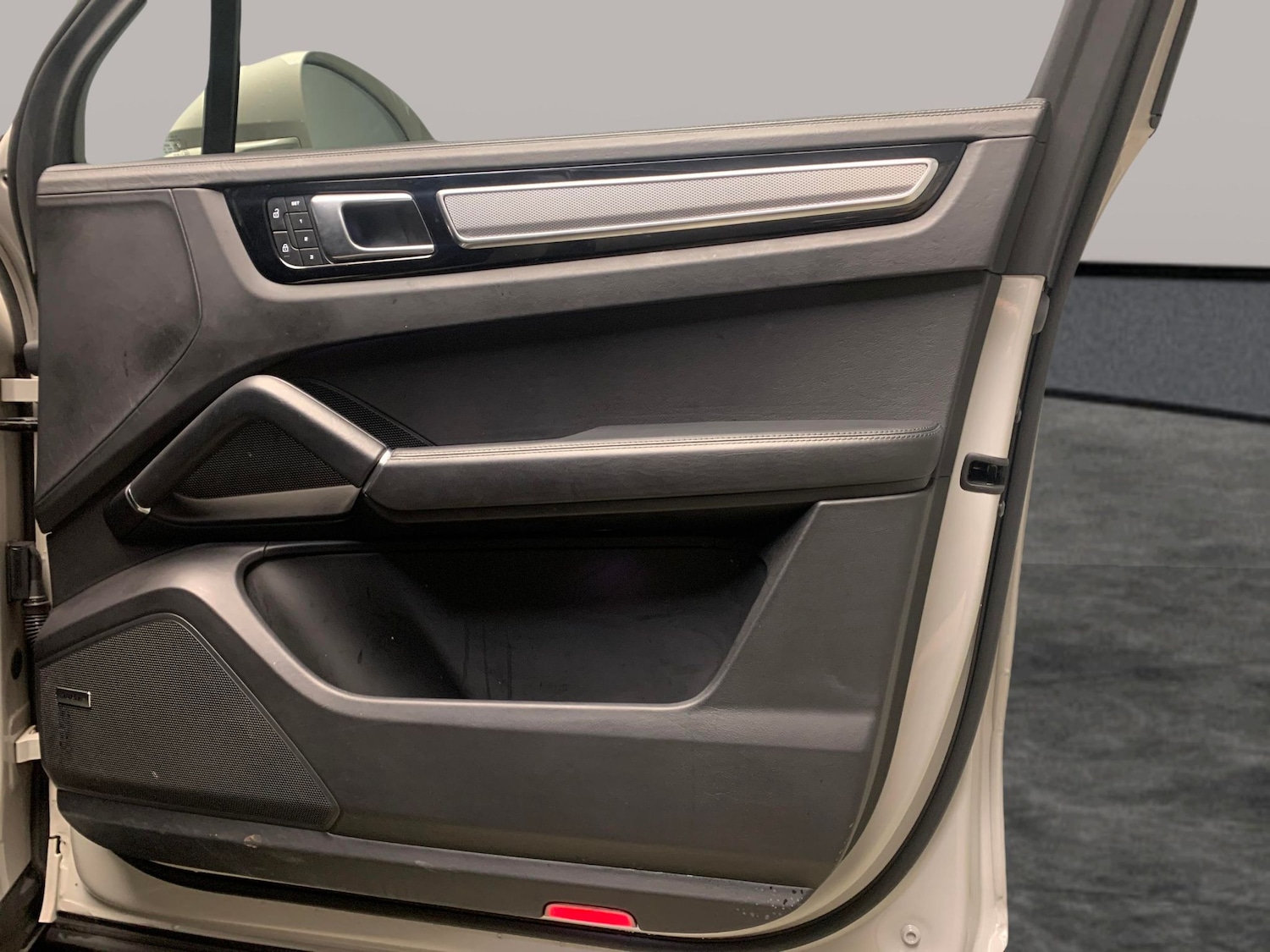 Used Porsche Cayenne 2022 for sale - 77347394: Photo 31