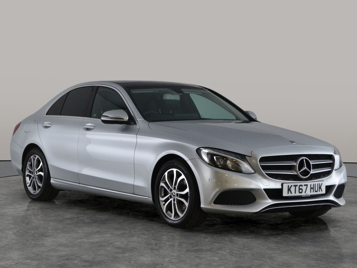 Used Mercedes-Benz C Class 2017 for sale - 77350930: Photo 14