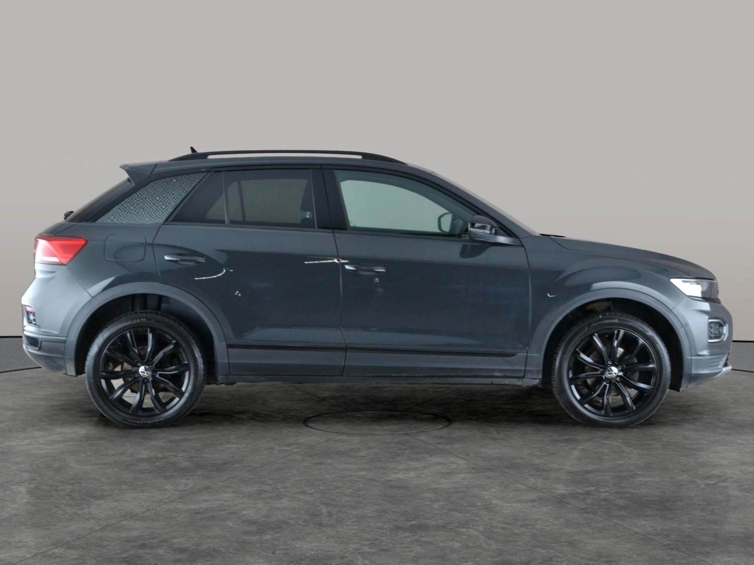 Used Volkswagen T-Roc 2021 for sale - 77797966: Photo 7