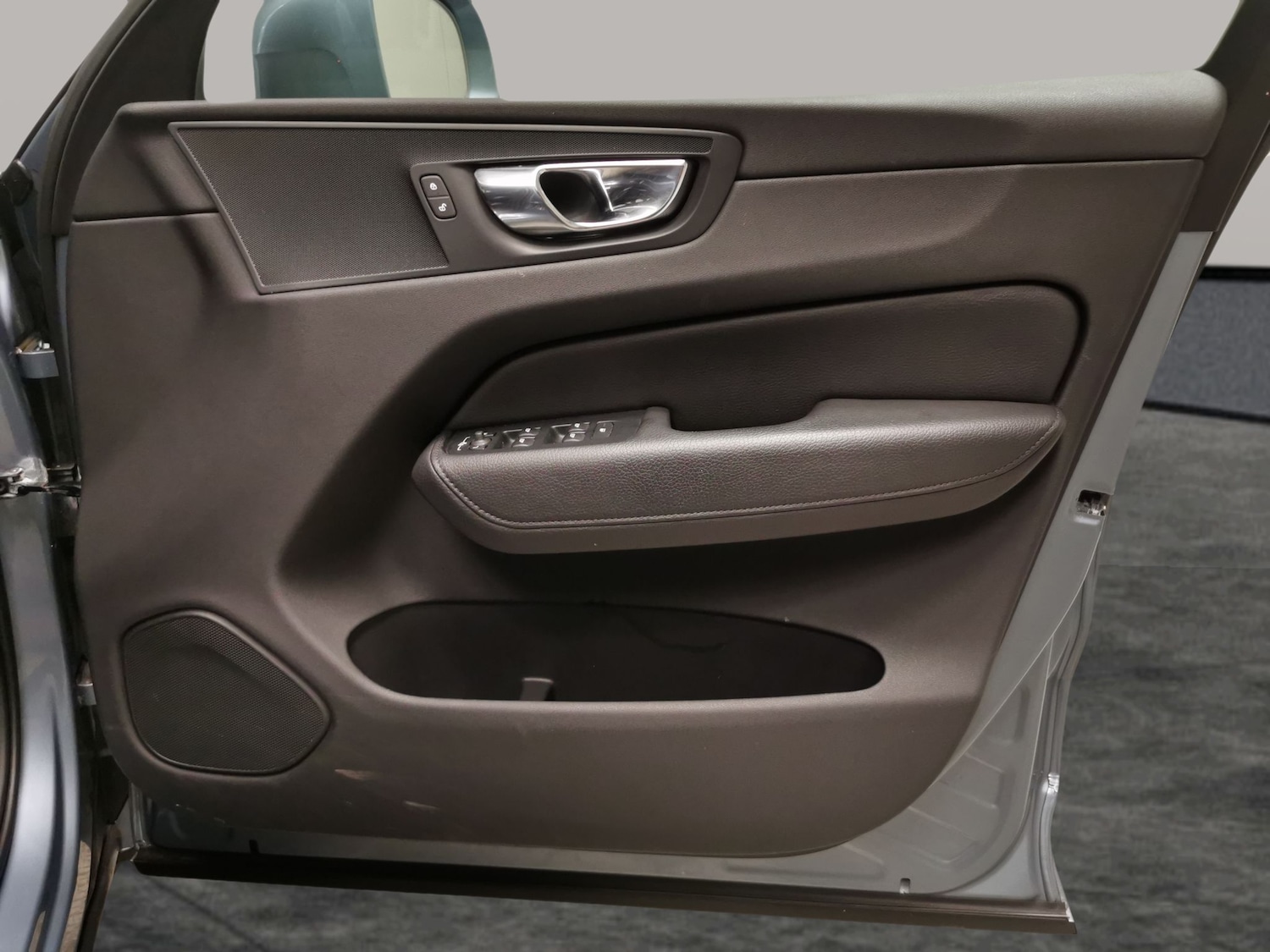 Used Volvo XC60 for sale - 77296460: Photo 26