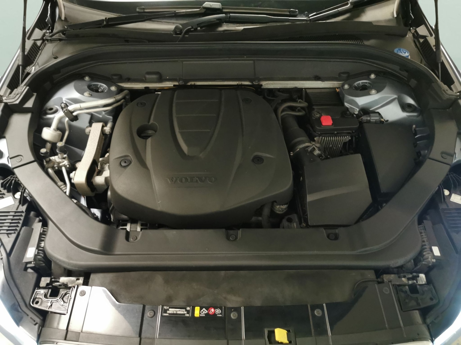 Used Volvo XC60 for sale - 77296460: Photo 28