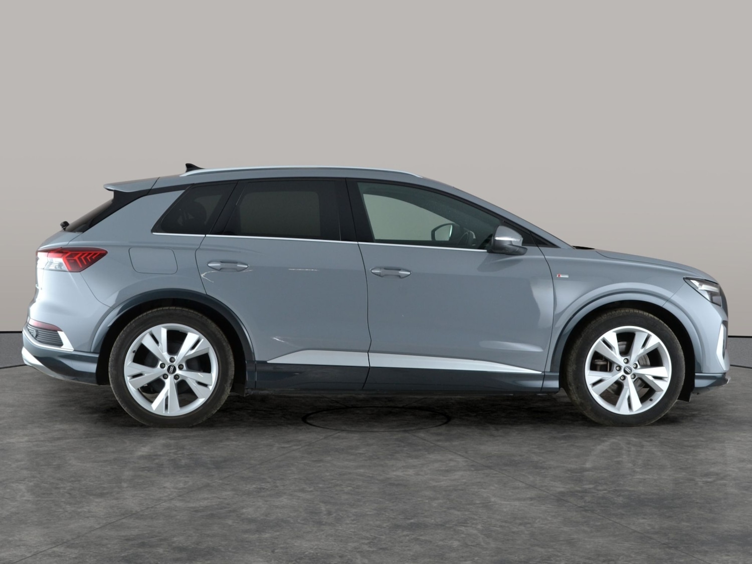 Used Audi Q4 e-tron for sale - 77294895: Photo 8