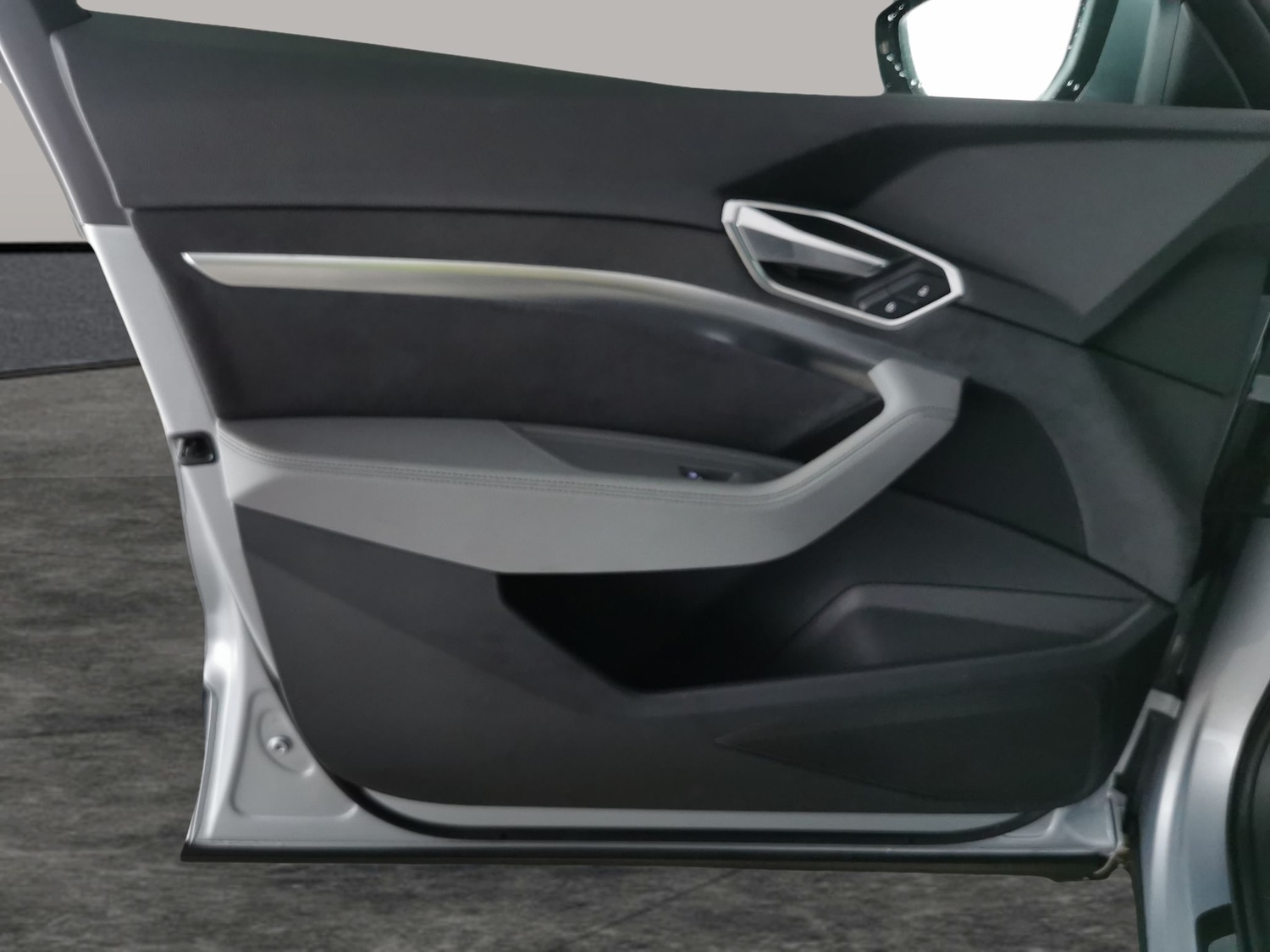 Used Audi e-tron 2021 for sale - 77149098: Photo 31