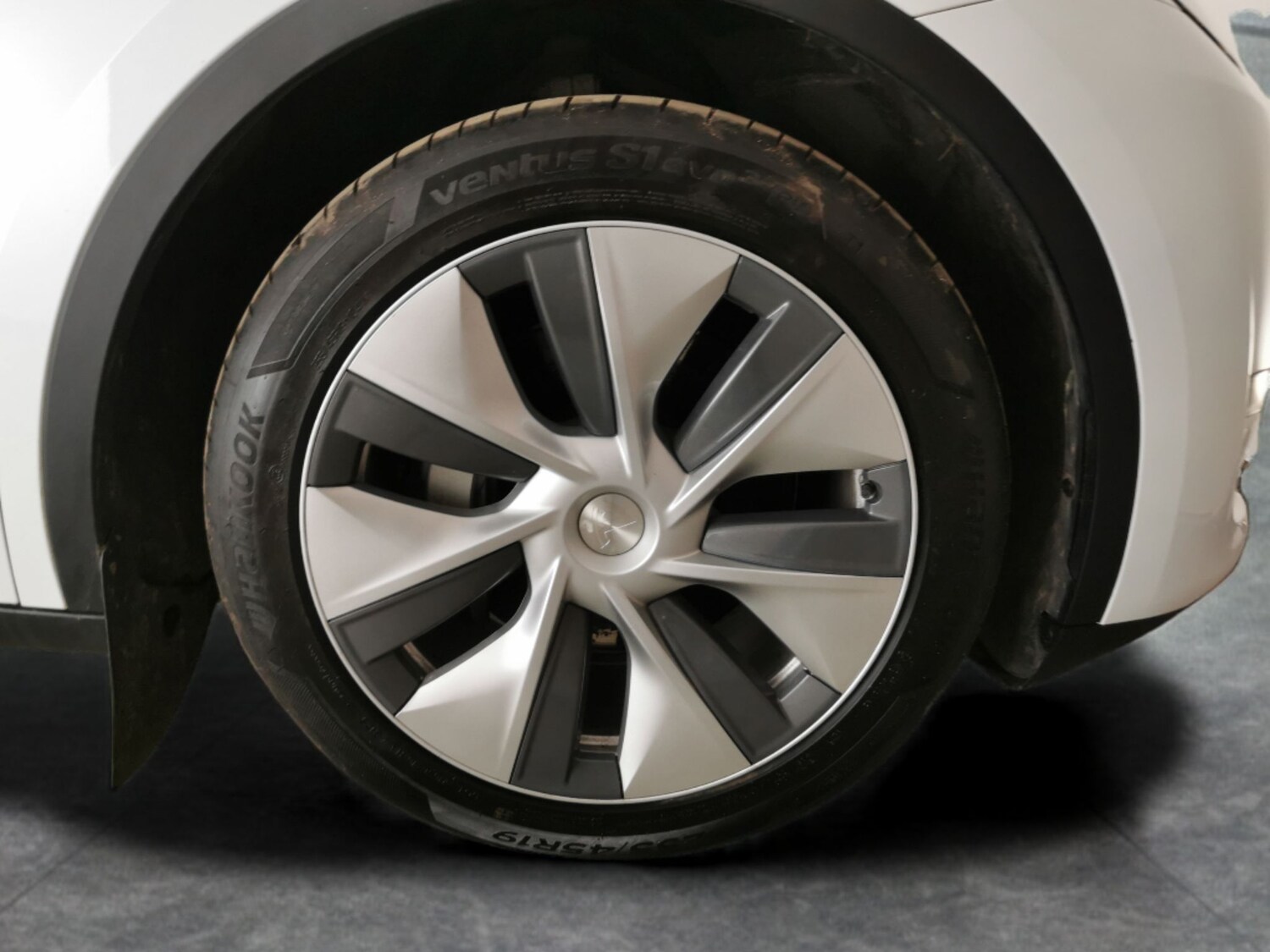 Used Tesla Model Y 2023 for sale - 78140021: Photo 24