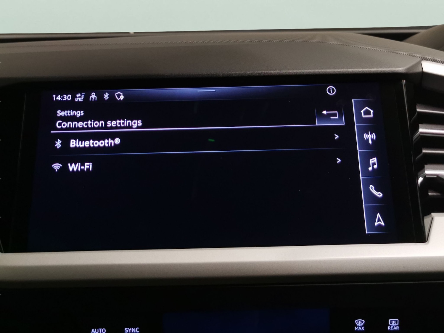 Used Audi Q4 e-tron 2023 for sale - 78042484: Photo 14