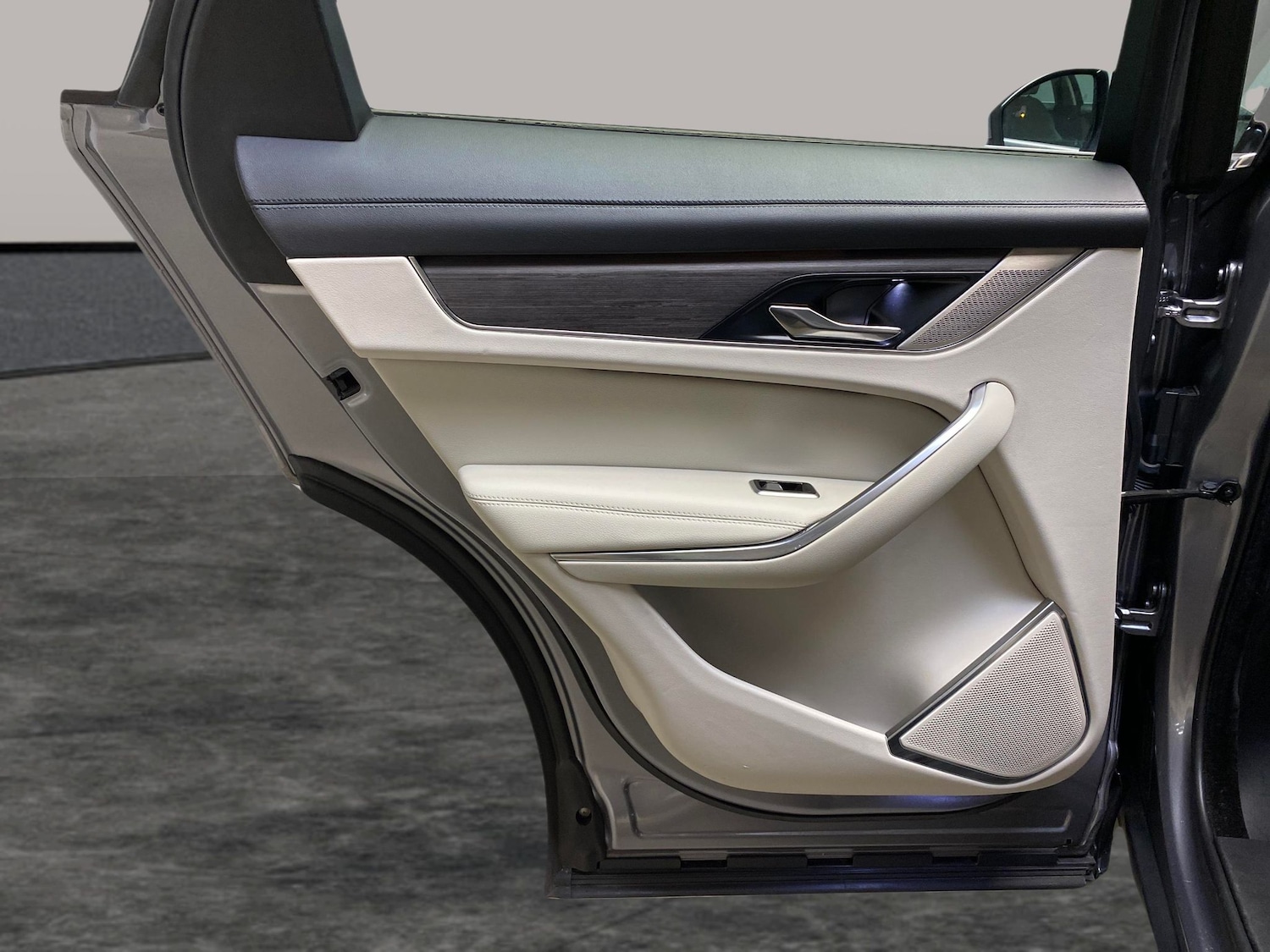 Used Jaguar F-Pace 2021 for sale - 78037094: Photo 28