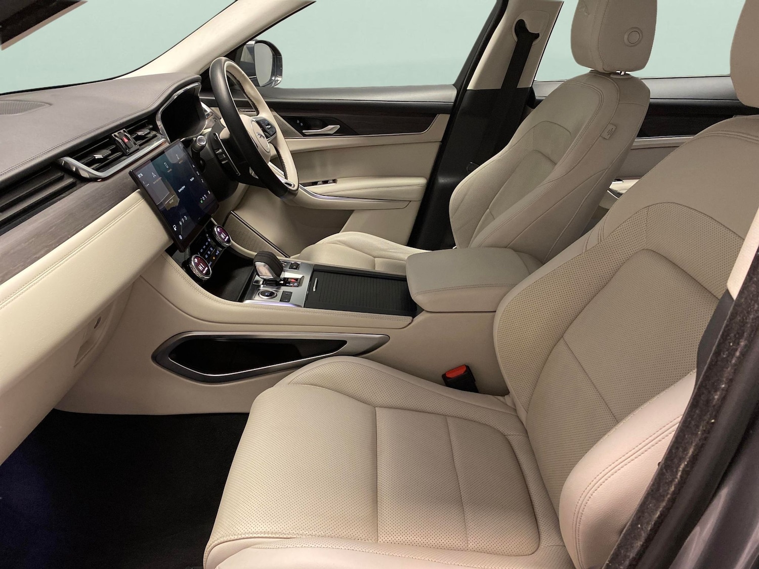 Used Jaguar F-Pace 2021 for sale - 78037094: Photo 4