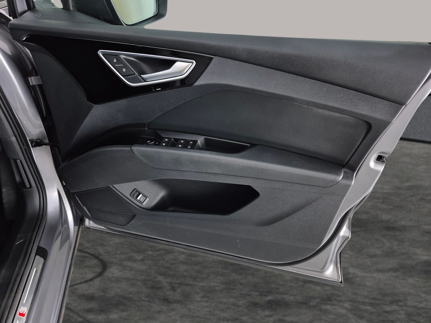 Used Audi Q4 e-tron 2023 for sale - 78144396: Photo 35