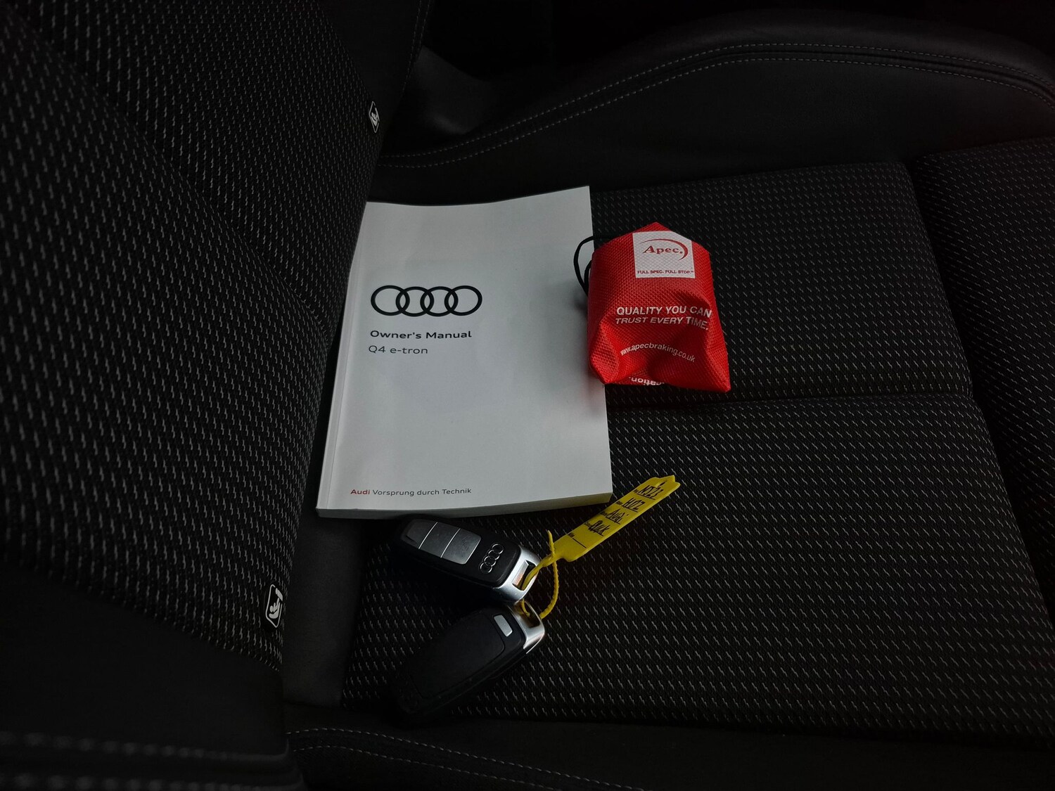 Used Audi Q4 e-tron 2023 for sale - 78144396: Photo 38