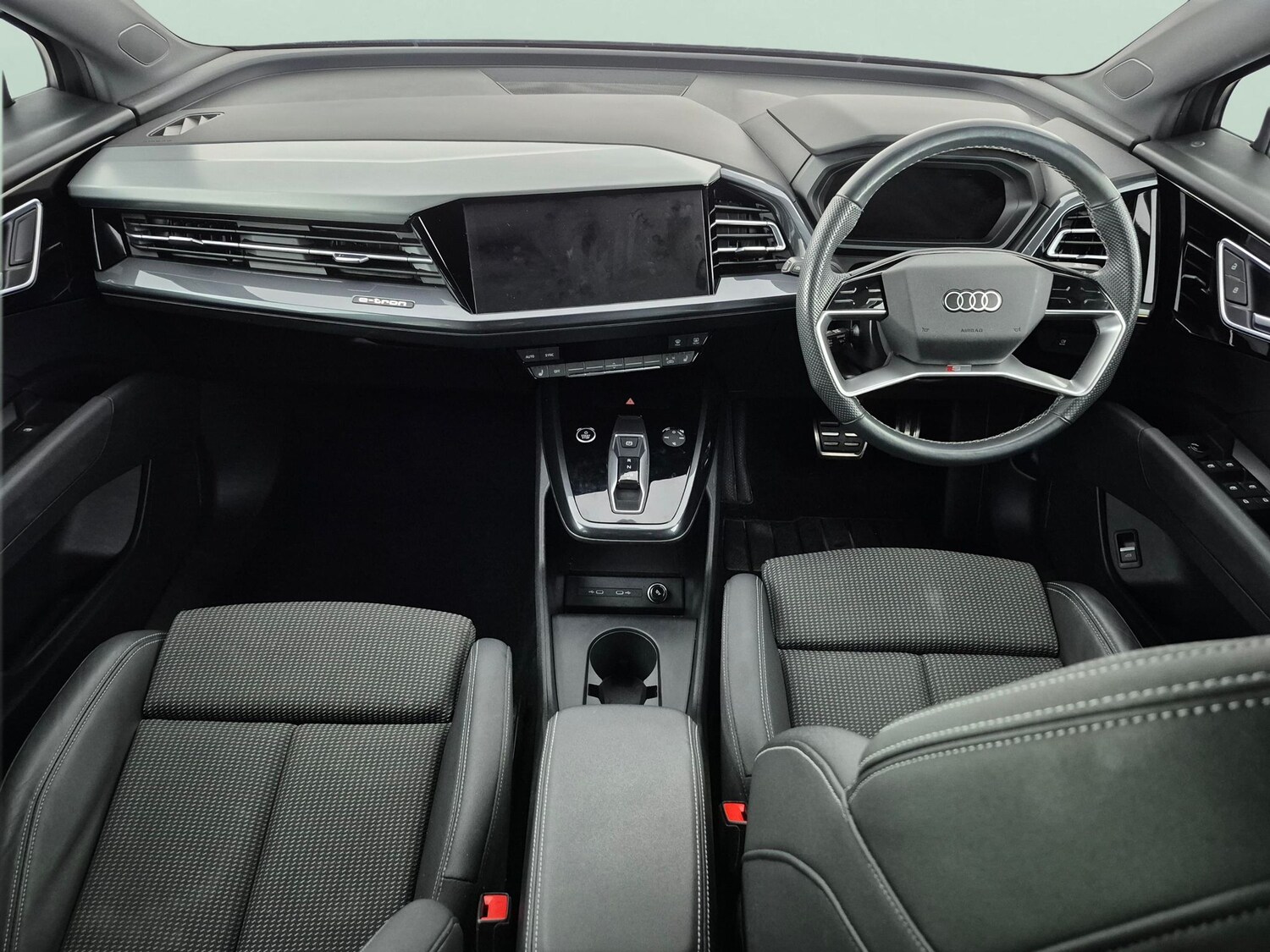 Used Audi Q4 e-tron 2023 for sale - 78144396: Photo 6