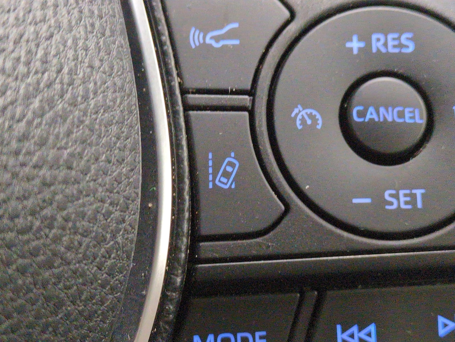 Used Toyota RAV4 2021 for sale - 76773813: Photo 22