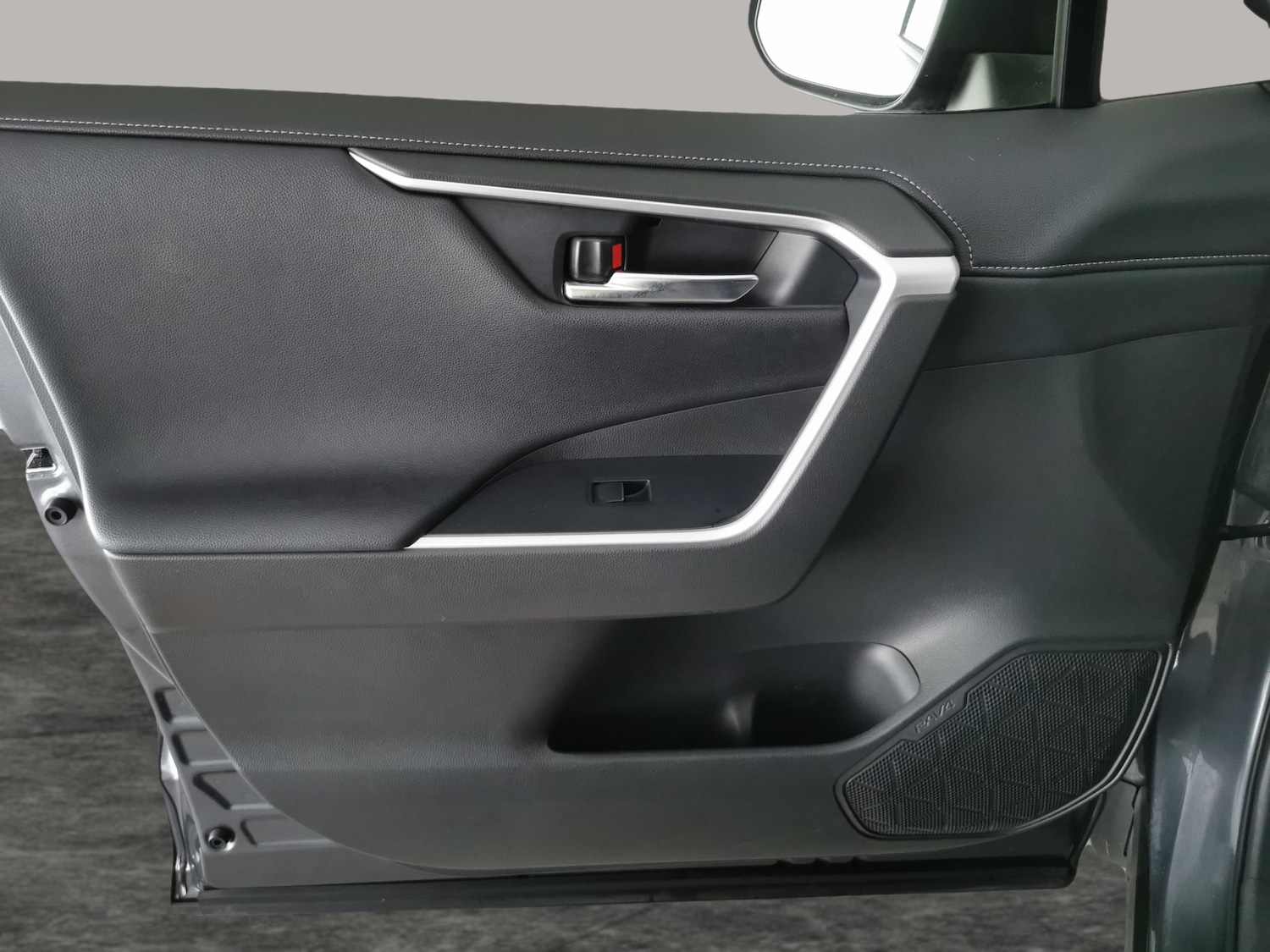 Used Toyota RAV4 2021 for sale - 76773813: Photo 27