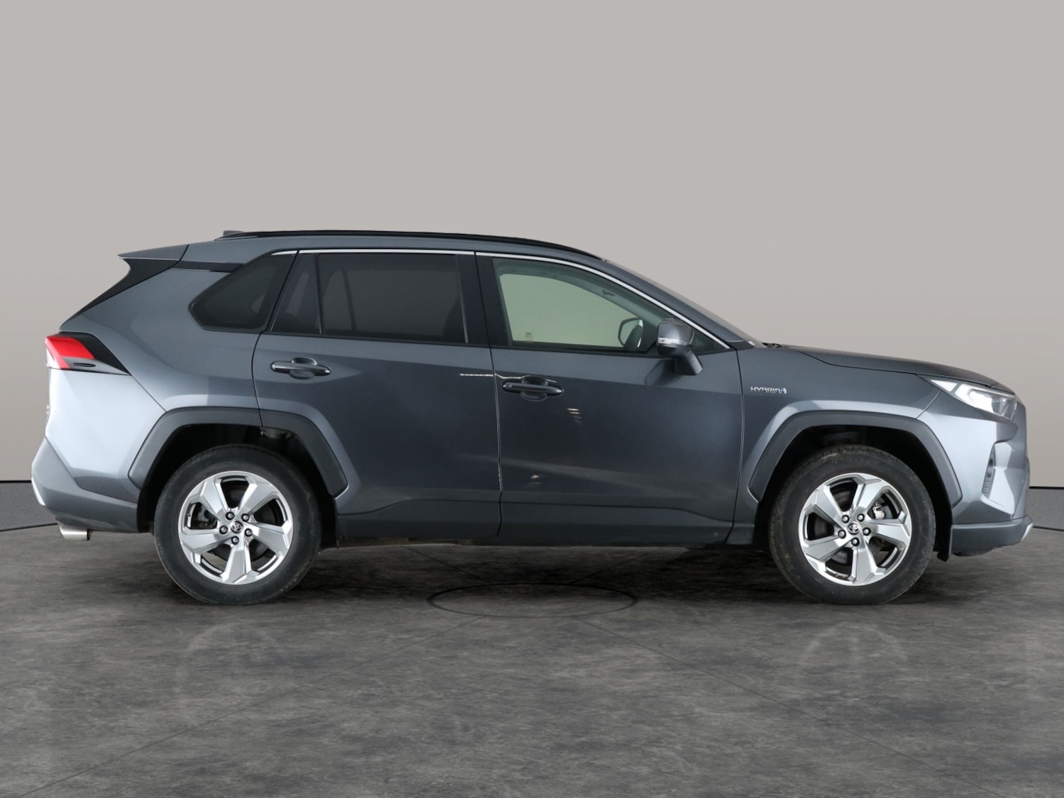 Used Toyota RAV4 2021 for sale - 76773813: Photo 9