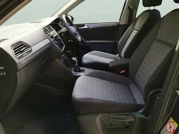Used Volkswagen Tiguan 2024 for sale - 78951748: Photo