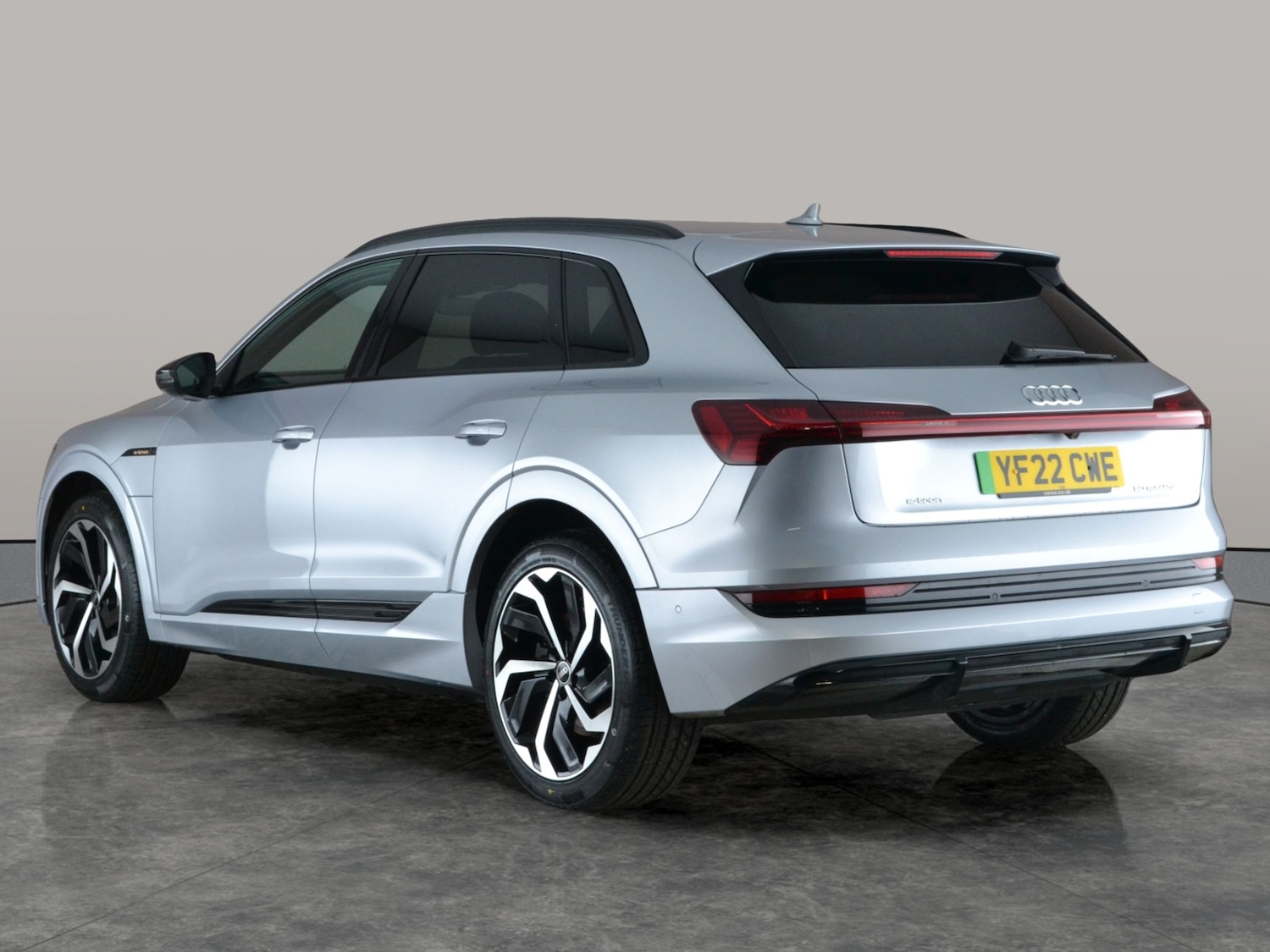 Used Audi e-tron 2022 for sale - 77569950: Photo 13