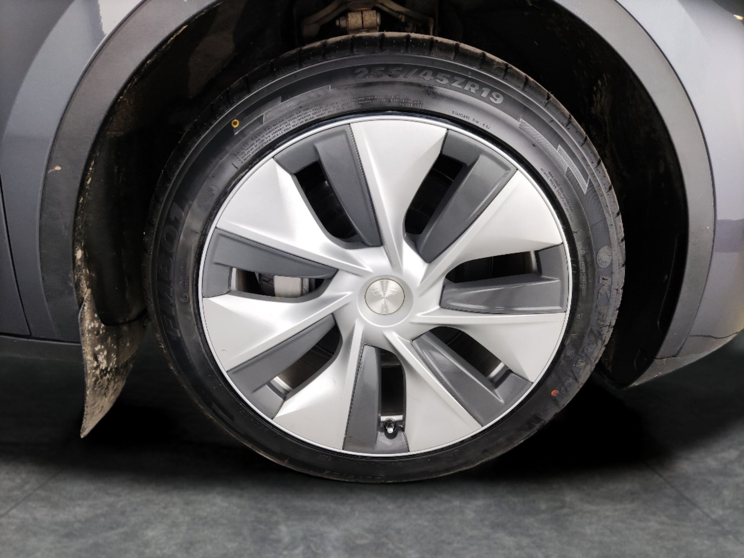 Used Tesla Model Y 2023 for sale - 78075111: Photo 26