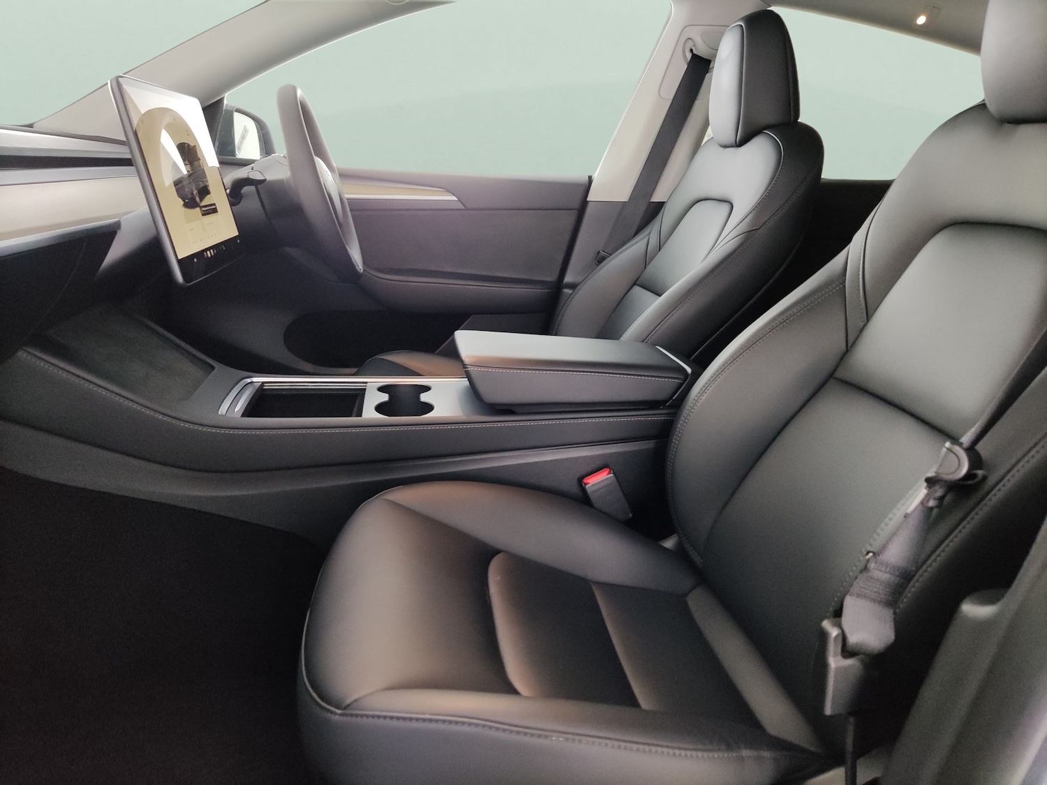 Used Tesla Model Y 2023 for sale - 78075111: Photo 4