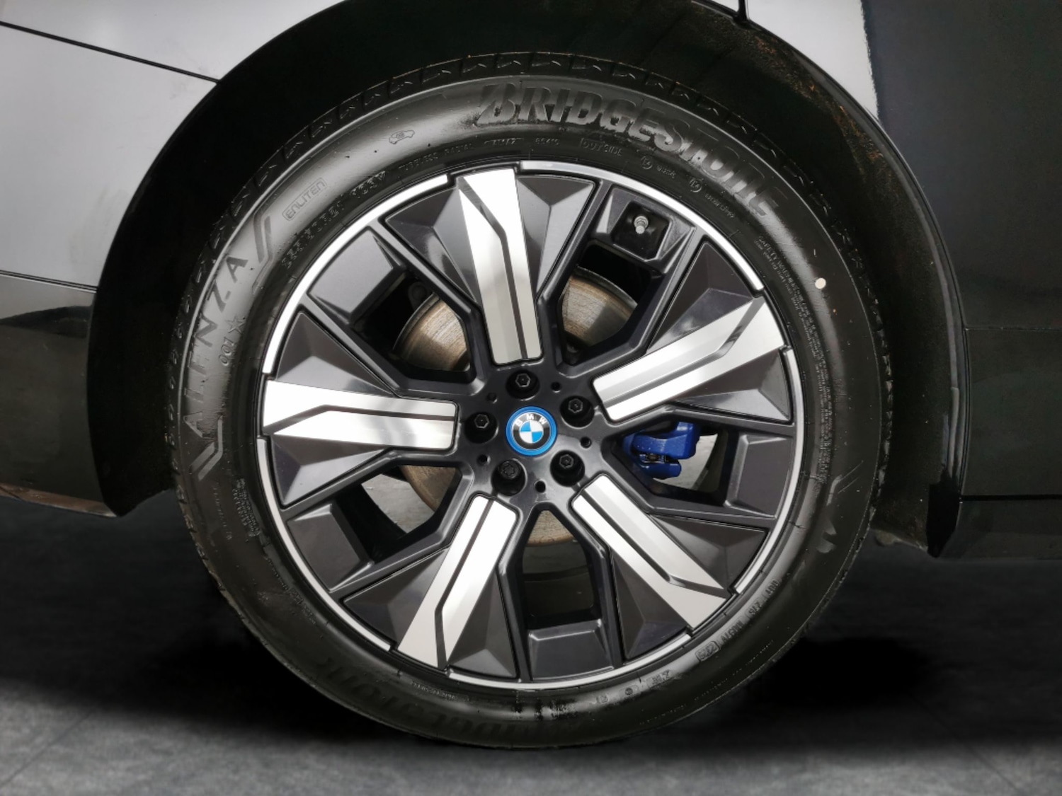 Used BMW iX 2022 for sale - 76663422: Photo 30