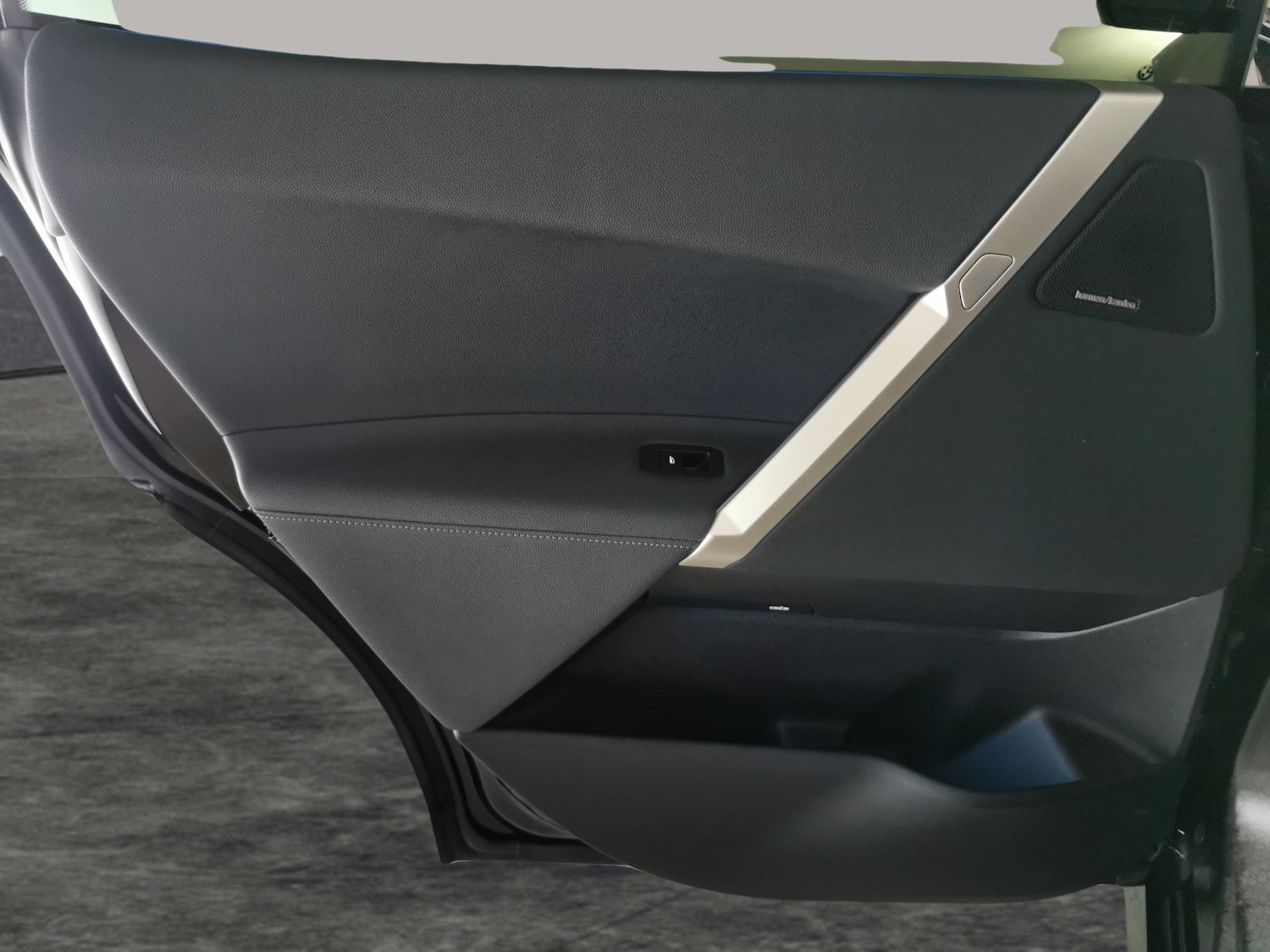 Used BMW iX 2022 for sale - 76663422: Photo 33