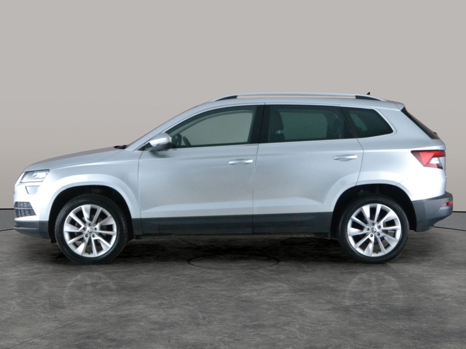 Used Skoda Karoq 2021 for sale - 77873090: Photo 14