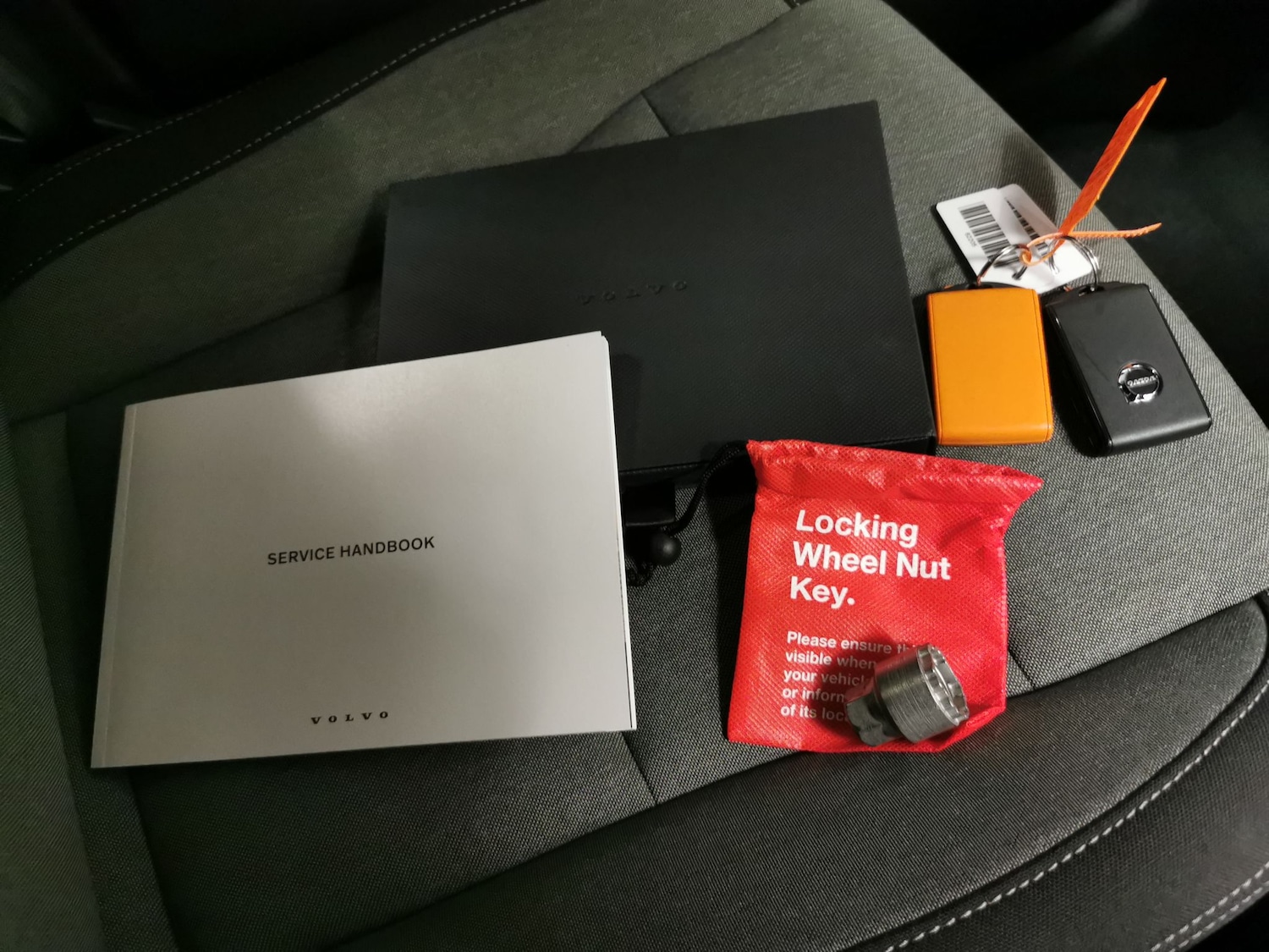 Used Volvo XC40 2024 for sale - 76935109: Photo 30