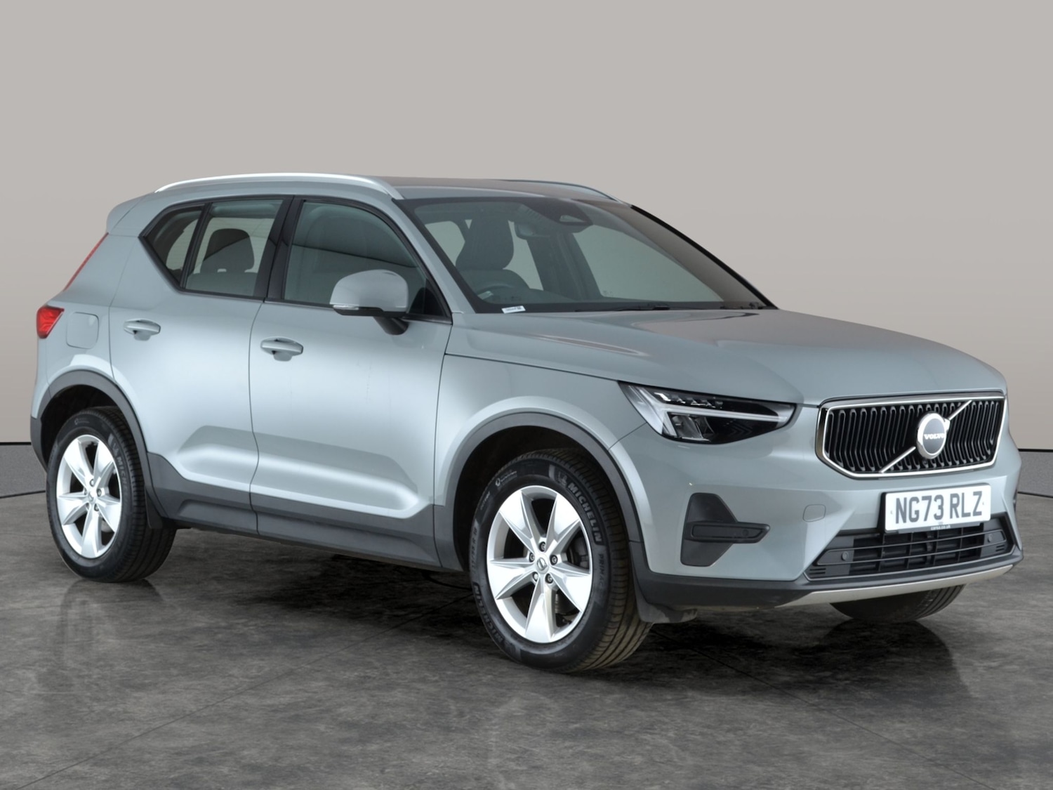 Used Volvo XC40 2024 for sale - 76935109: Photo 8