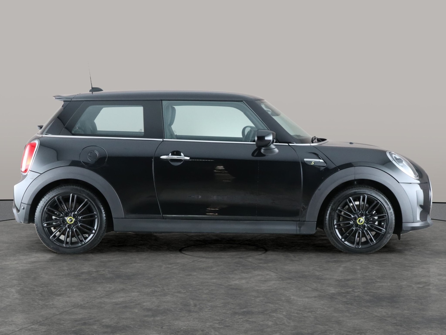 Used MINI Hatch 2022 for sale - 77324299: Photo 9