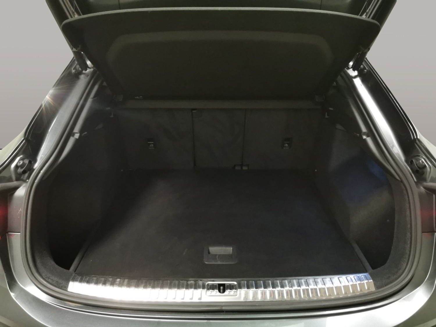 Used Audi Q3 2022 for sale - 76612415: Photo 38