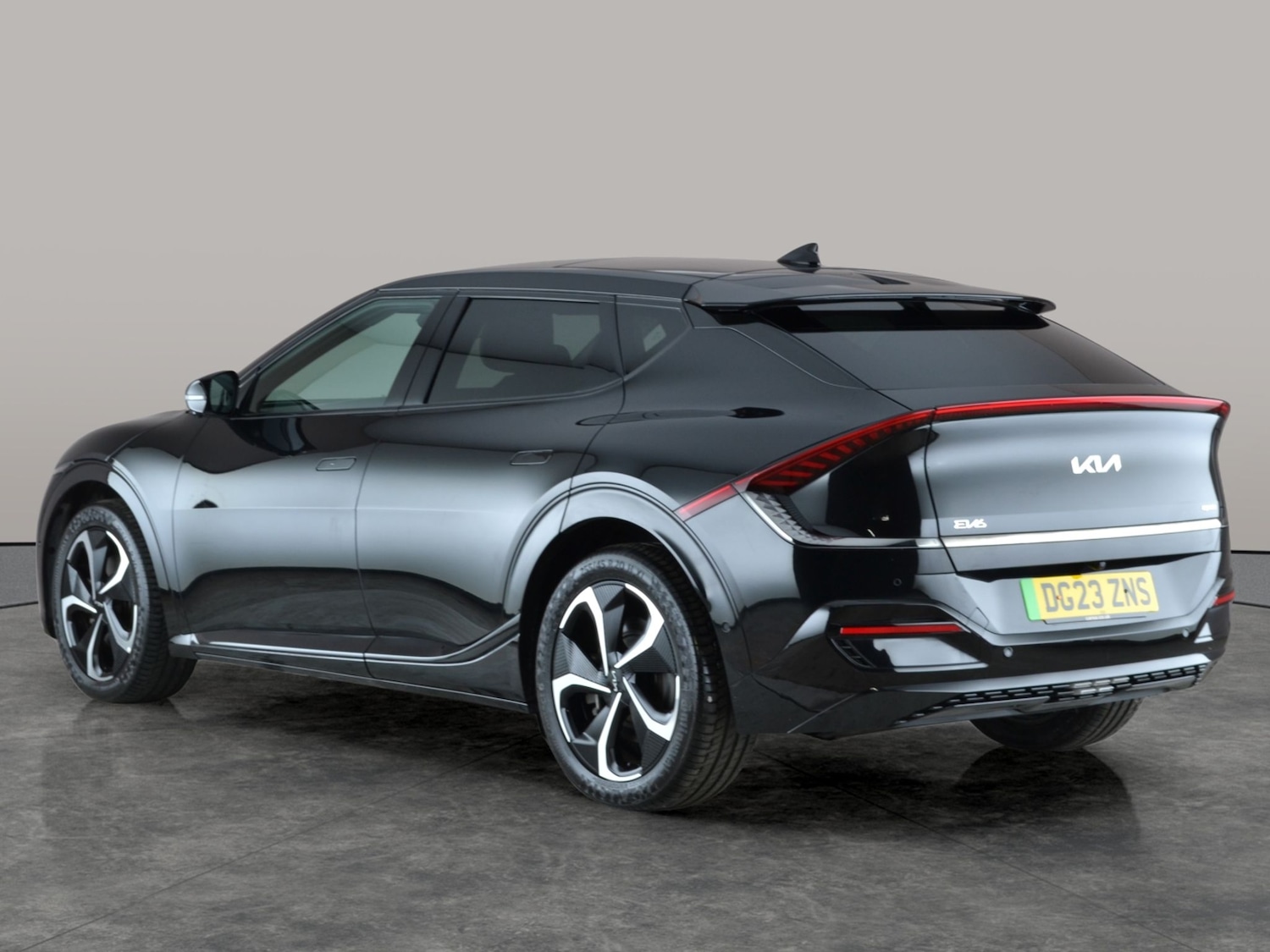 Used Kia EV6 2023 for sale - 76935216: Photo 13