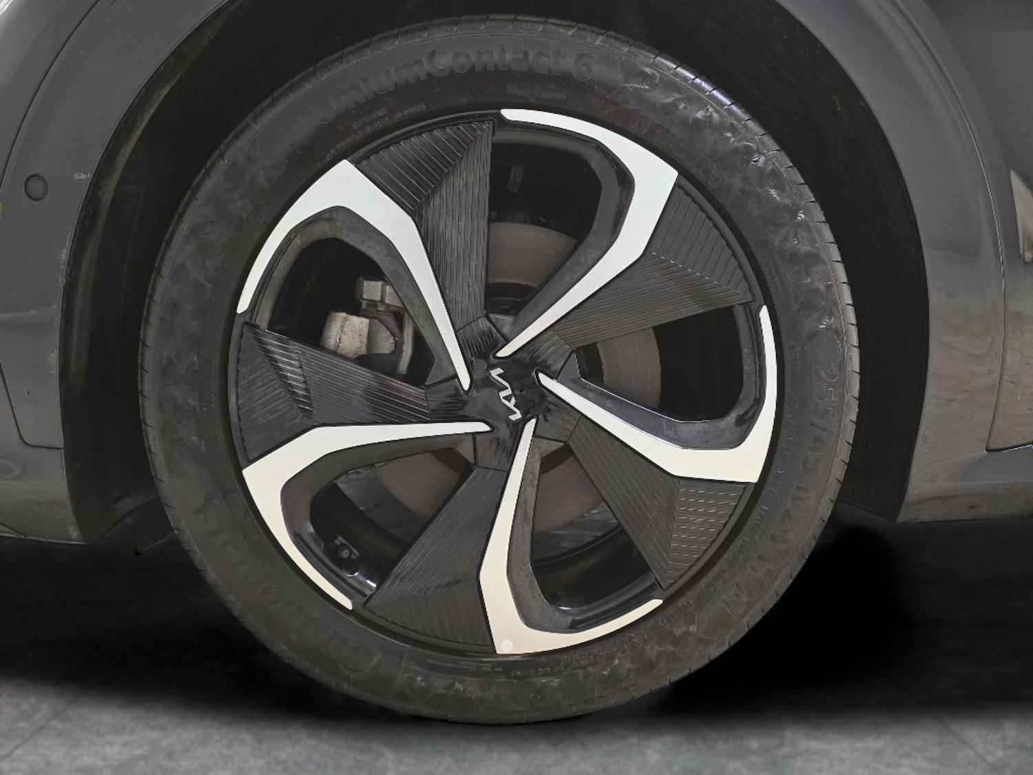 Used Kia EV6 2023 for sale - 76935216: Photo 26