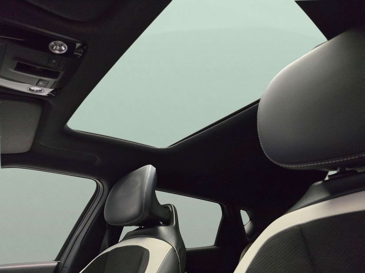 Used Kia EV6 2023 for sale - 76935216: Photo 5