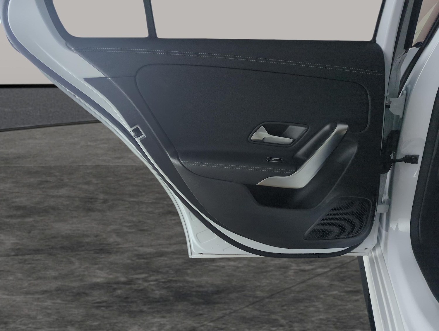 Used Mercedes-Benz A-Class 2022 for sale - 77942636: Photo 30