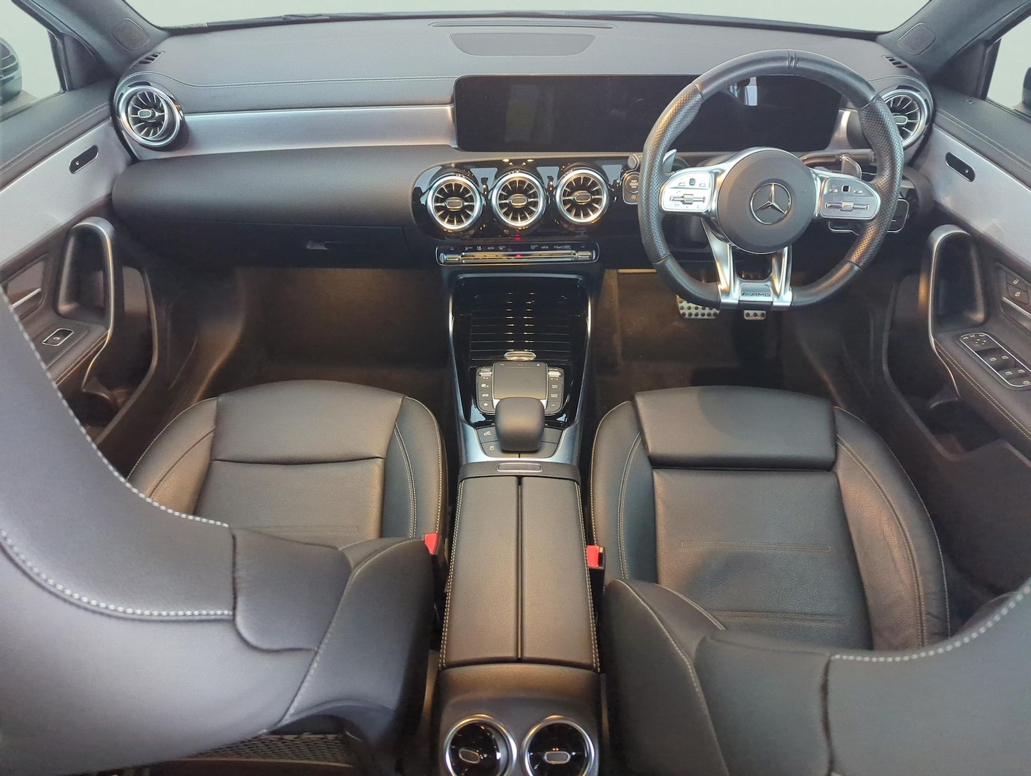 Used Mercedes-Benz A-Class 2022 for sale - 77942636: Photo 8