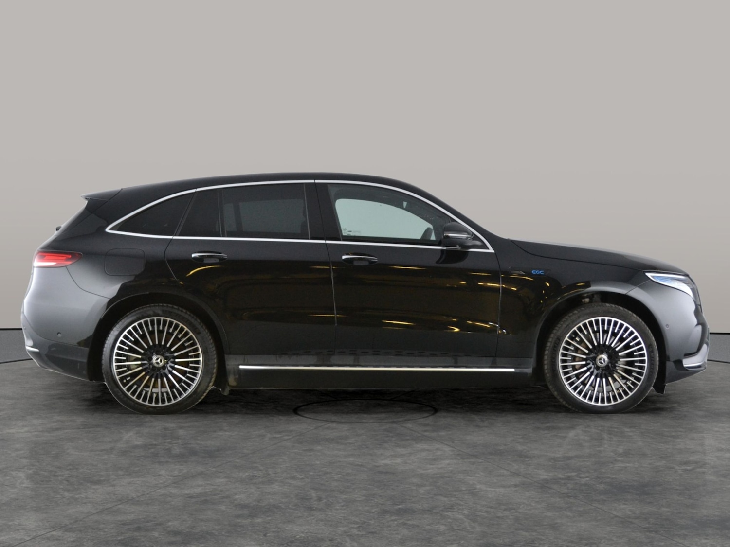 Used Mercedes-Benz EQC 2022 for sale - 76984482: Photo 13