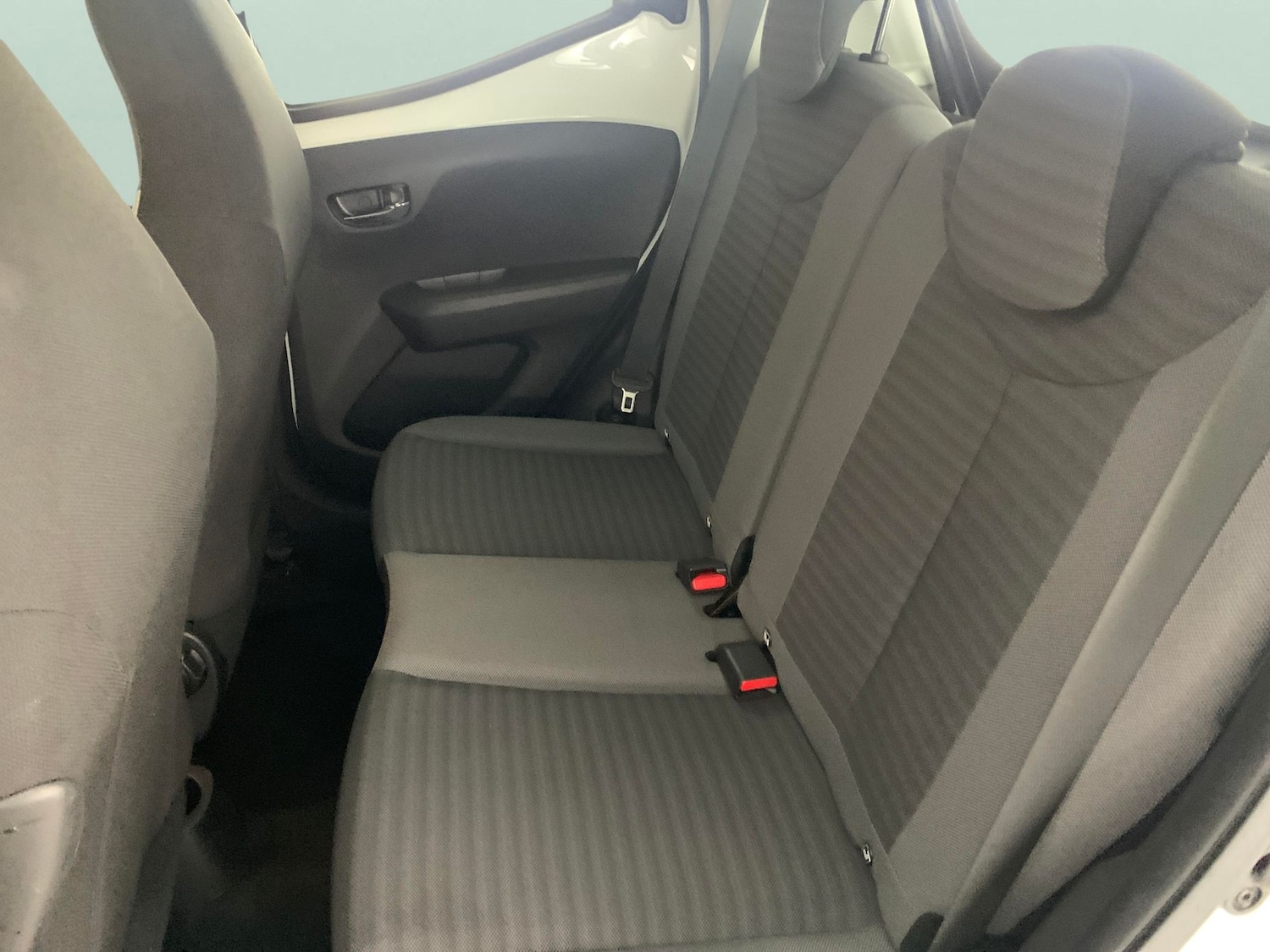 Used Toyota AYGO 2020 for sale - 76526589: Photo 27