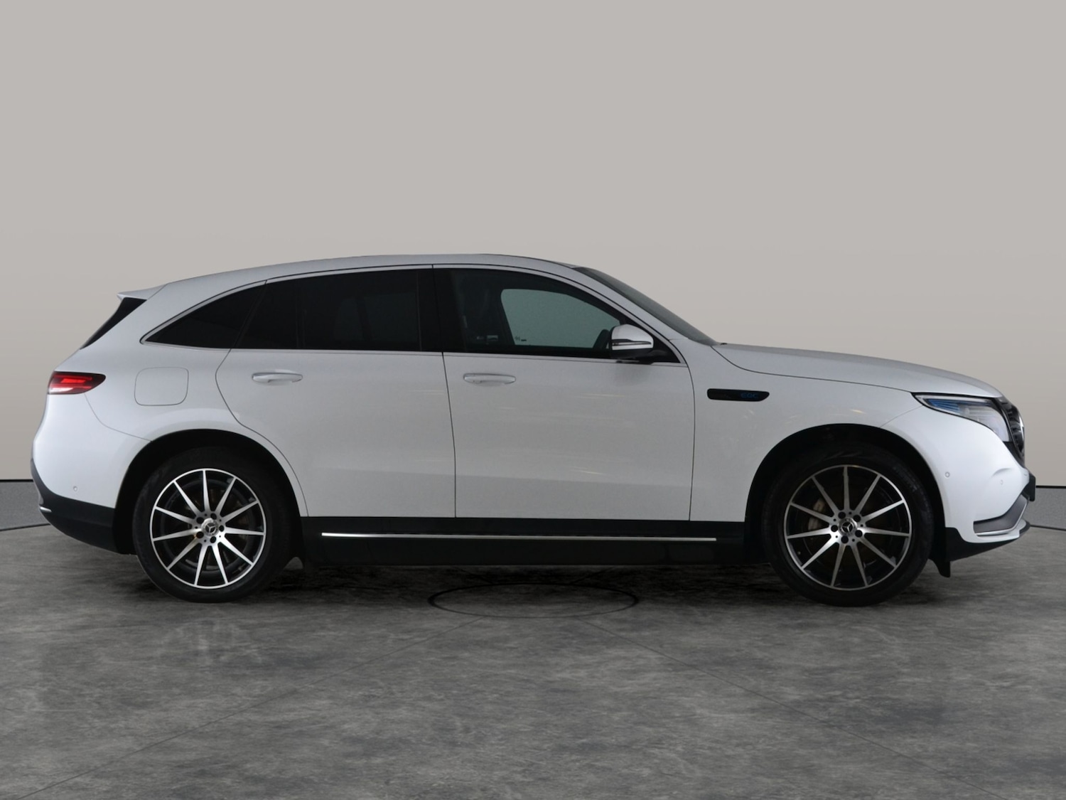 Used Mercedes-Benz EQC 2022 for sale - 77984590: Photo 12